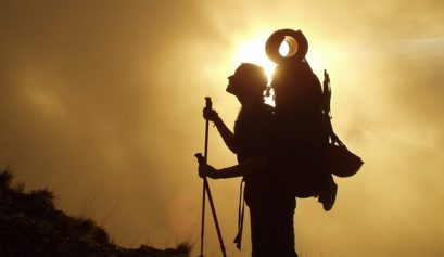 Marcher en trek avec son sac à dos